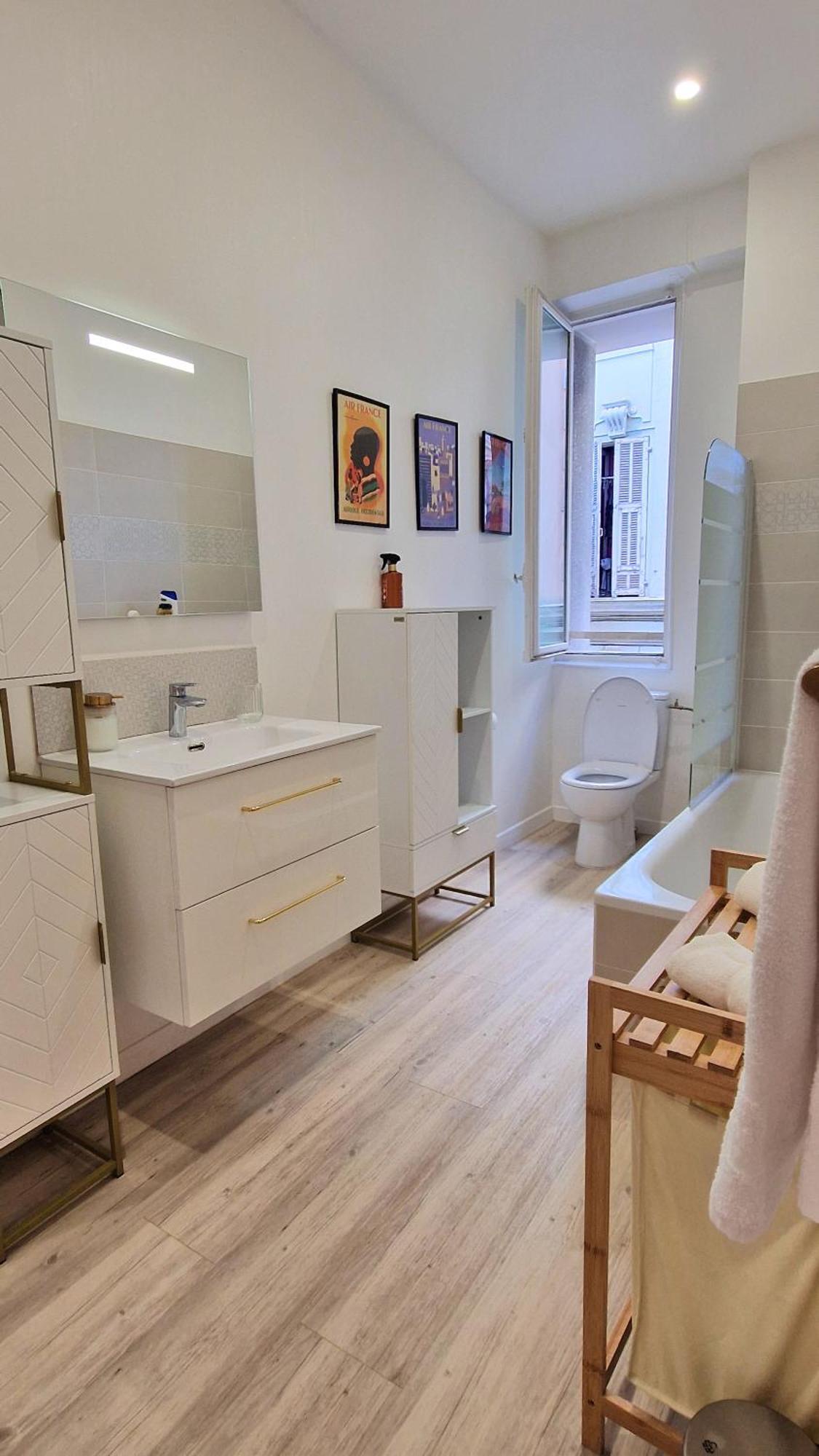Jazzy Et Spacieux Appartement Prom Des Anglais Nice Exterior foto